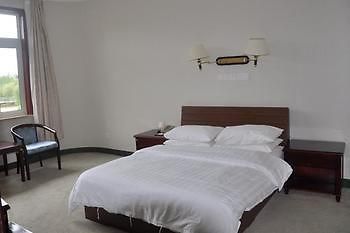 Shanghai Juyuan Holiday Village 陈家 外观 照片